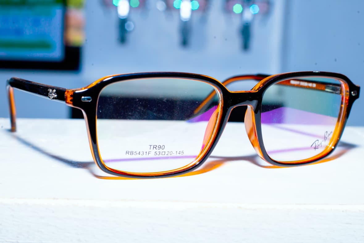 Ray-Ban