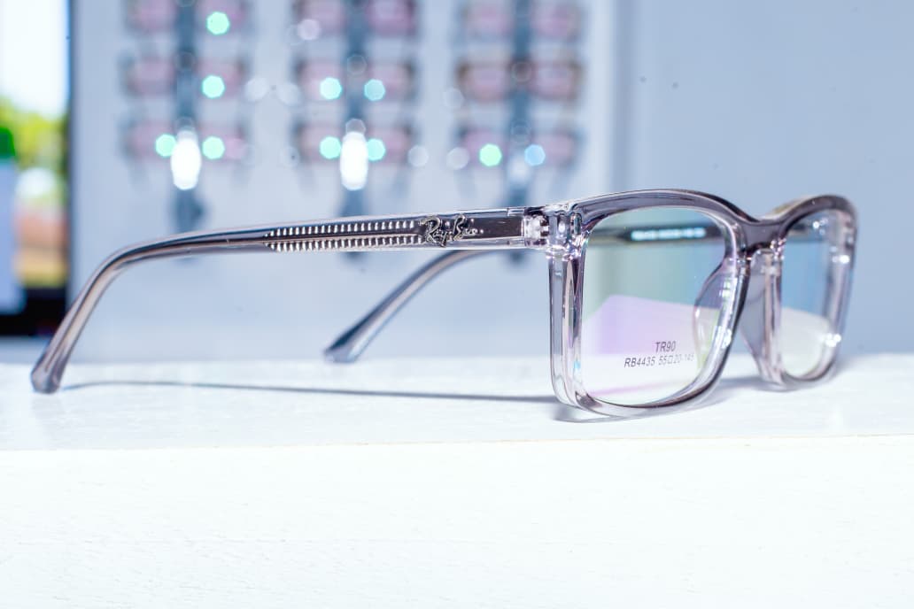 Ray-Ban