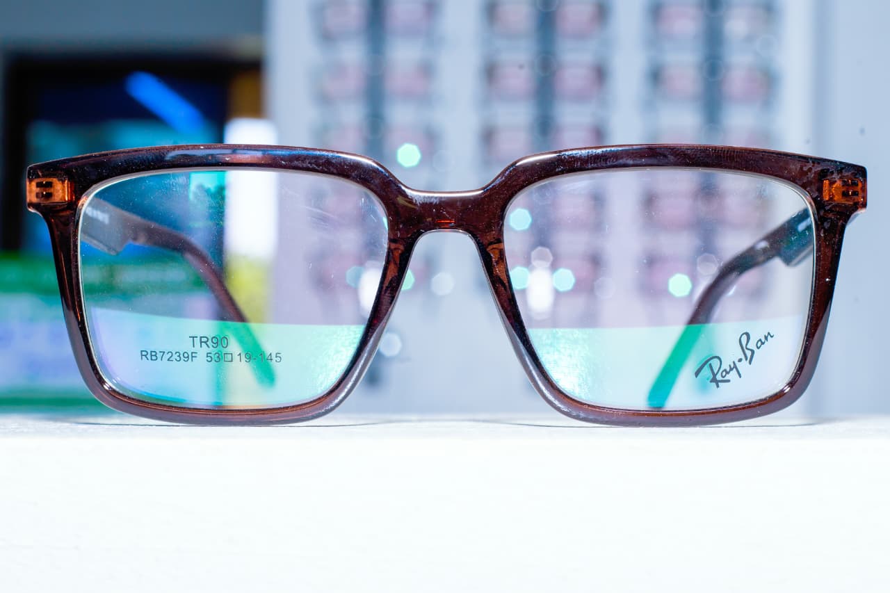 Ray-Ban