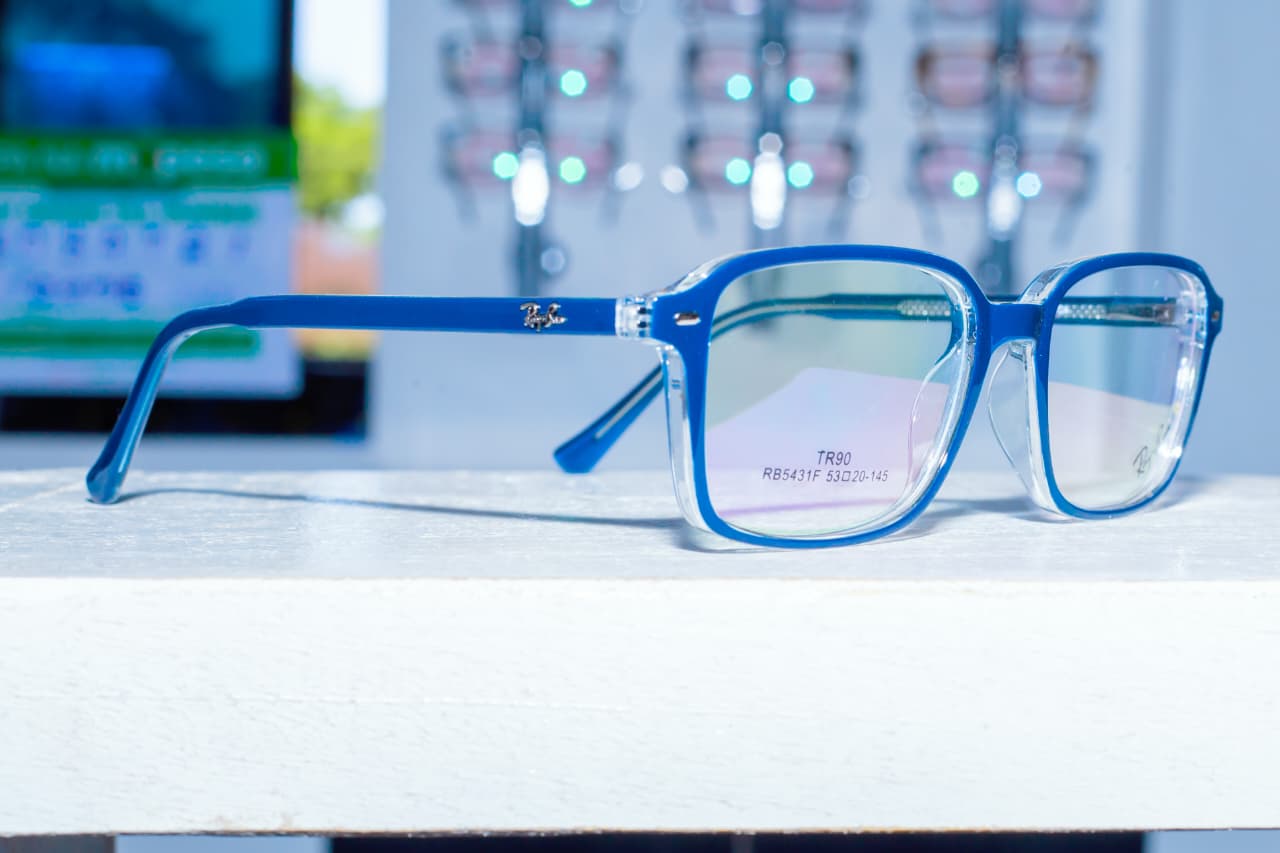 Ray-Ban